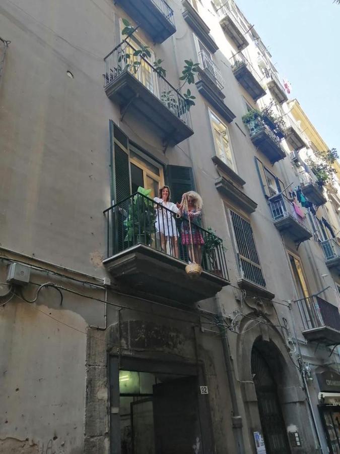 Casa Tiare, The Heart Of Piazza Plebiscito Apartment Naples Luaran gambar