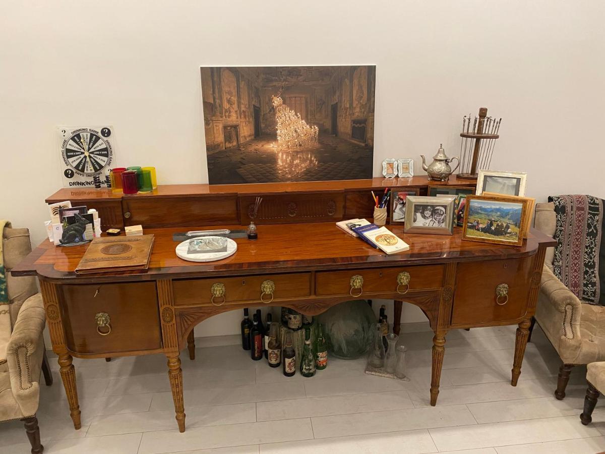 Casa Tiare, The Heart Of Piazza Plebiscito Apartment Naples Luaran gambar