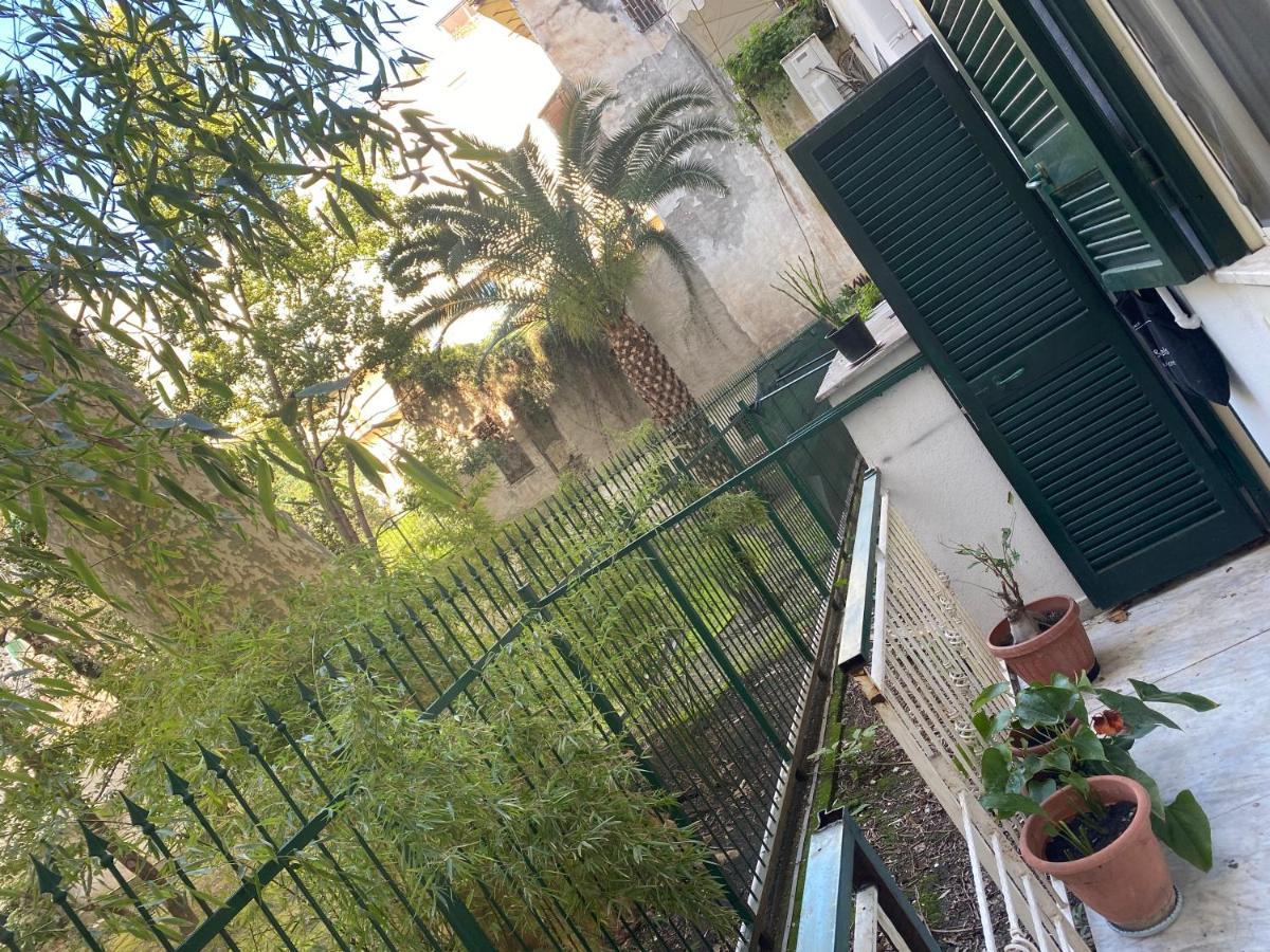Casa Tiare, The Heart Of Piazza Plebiscito Apartment Naples Luaran gambar